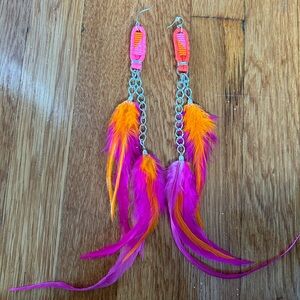 dnbeadz long feather earrings. Pink and orange. So fun and beautiful